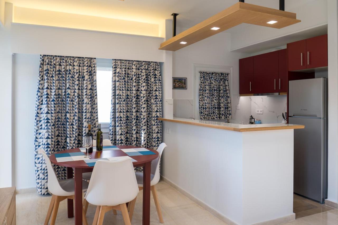 Chroma Lodge Rafina Exterior photo
